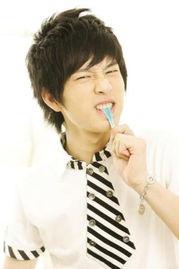 吃瓜娱乐王栎鑫是谁的孩子,揭秘吃瓜娱乐背后的家族故事